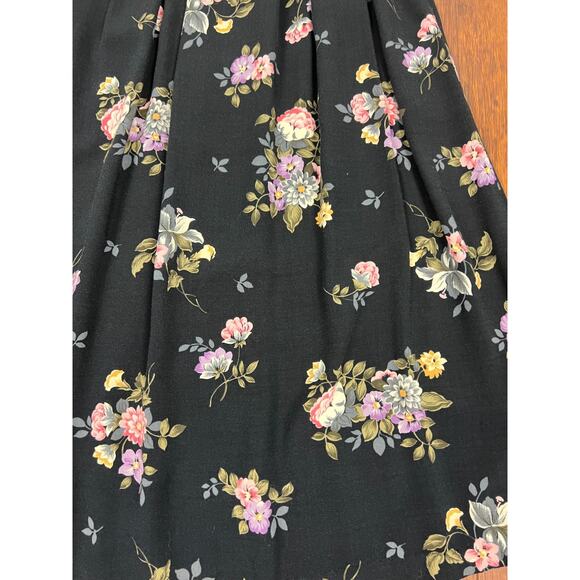 Vintage Sag Harbor Black Rayon Floral Rose Print Midi Skirt S/M Whimsy Goth - Picture 3 of 6